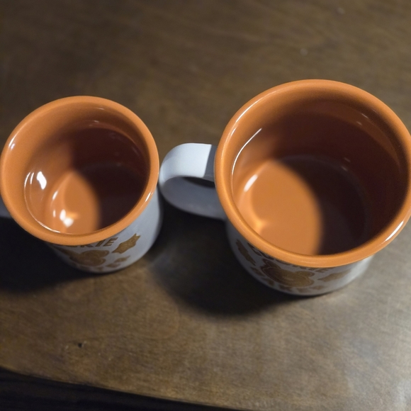 Disney Pooh Piglet Cookie Baker and Taster Ceramic Mug Set - Picture 3 of 6